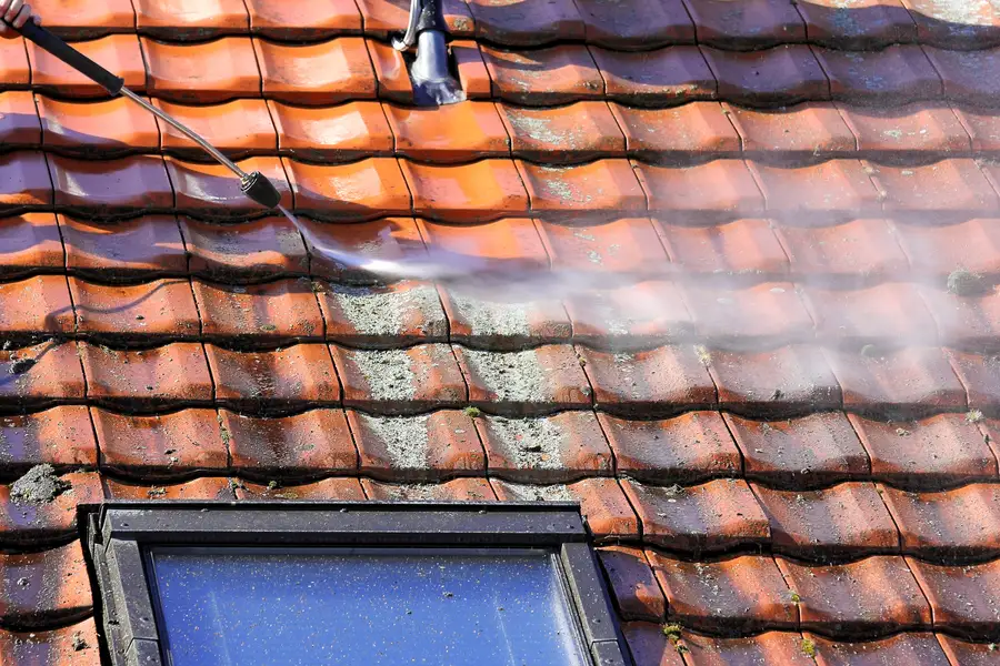 How Roof Washing Helps Extend Roof Lifespan Miami Gardens, FL